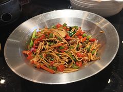 -川流不息·地道川菜·小龙虾(新松江路店)