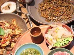 -吃饭皇帝大土家民族菜(正大广场店)