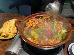 -胡须佬鸡煲四季火锅(海雅缤纷城店)