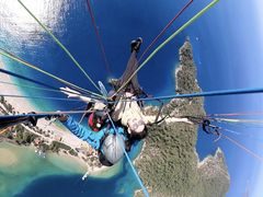 -费特希耶滑翔伞