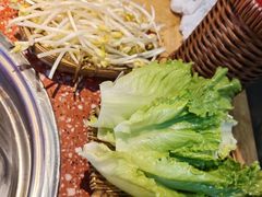 -赵美丽·重庆社区火锅·直营店(火车东站·中豪国际店)