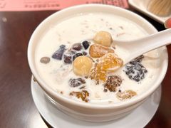 椰汁水牛奶炖桃胶雪燕-南信牛奶甜品专家