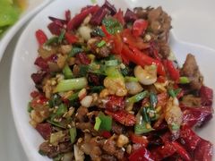 -覃记海鲜美食餐厅