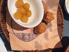 -双湖园·地标武汉菜(黄鹤楼解放路店)