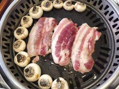 -草家酱蟹炭火烤肉店(珲春南路一店)