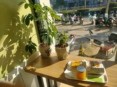 -德克士(通宝路店)