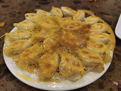 -周家大连水饺(美专校街店)