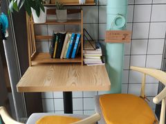 用餐区-蜜蜂小象·榴莲千层蛋糕(时代汇11栋店)