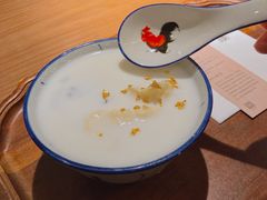 榴莲双皮奶-RUXU入续糖水铺与包(卓悦中心店)
