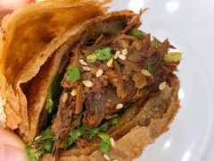 烧饼夹牛肉-护国寺小吃(地安门店)
