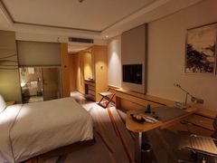 -苏州汇融广场假日酒店