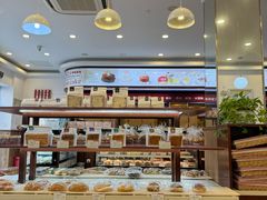 -红宝石·鲜奶小方·海派西点房(南丹店)