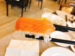 -东方红海鲜百汇(国际大厦店)