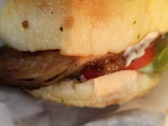 黄金三脆多汁鸡堡-必胜客(龙泉万达店)