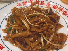 -潮庭港式茶餐厅·熊仔奶茶(同济广场店)
