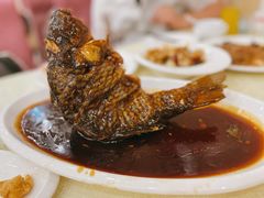罾蹦鲤鱼-奥华餐厅·老张记(台基厂店)