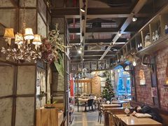 -玛格萝妮(汇智国际商业中心店)