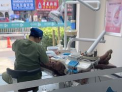 -卫雅仕口腔