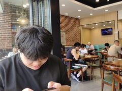 -李先生牛肉面大王(站北广场店)