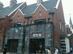 -钟书阁(松江泰晤士小镇店)