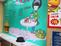 用餐区-华莱士·全鸡汉堡(浦东南路店)