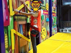 -嘿哟动霸CHUA·新潮玩运动娱乐中心·蹦床滑冰团建乐园