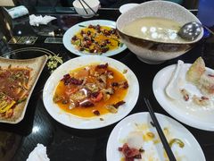 -醉美云南·云南菜主题餐厅(昆明站北京路双龙商场店)