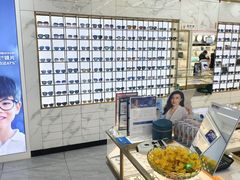 -世纪大明眼镜·林德伯格·蔡司官方授权店(武昌旗舰店)