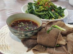 -洪霞餐馆