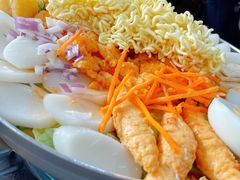 韩式鸡肉火锅-欧巴来了韩式料理