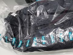 -福奈特洗衣洗鞋(宝华广场店)