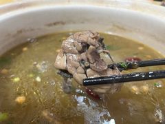 -东巴谷野生菌火锅餐厅