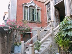 -杨桃院子咖啡吧(中华红墨店)