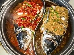 -阿瓦山寨·湘菜现炒·剁椒鱼头王(咸阳总店)