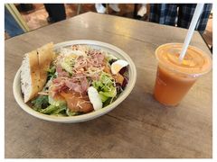 凯撒三文鱼温热能量碗-JamaicaBlue Cafe(乌鲁木齐中路店)