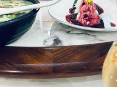 -今鲜源酒店·海鲜锅贴青岛菜(新湛路店)