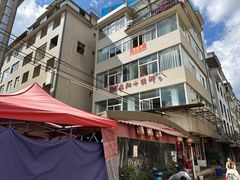 -龙翔小猪脚(龙头街店)