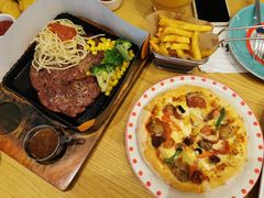 -菲滋意式餐厅(金华银泰城店)