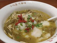 -渝是乎酸菜鱼(龙旗购物中心店)