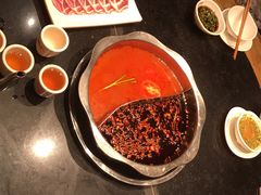 -纸盐河码头火锅(十八梯店)