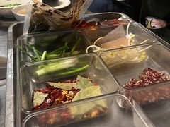 -大鱼山房鱼头火锅(老字号品质店)
