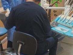 -上海仁爱医院口腔科 · 种植
