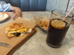 -必胜客(尹山湖歌林公园店)