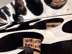 -涨巢·潮玩水疗局