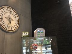 -万利隆·活力烘焙(人民路店)