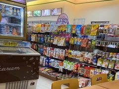 零售区-全家便利店(大连路二店)