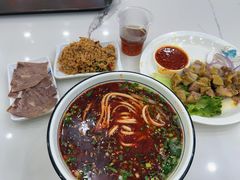 -伊穆祥牛肉面总店·清真