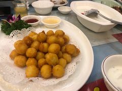 -马尔龙新疆饭店·清真(瑞景店)