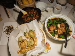 -初蓉丨遇见新川菜(亲贤街荣耀店)