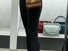 -CHARLES&KEITH(1234space店)